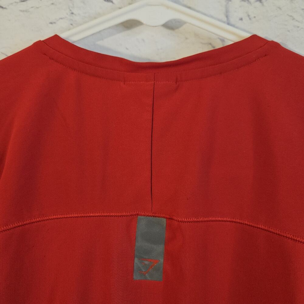 GYMSHARK VEER T-SHIRT Size: S Mens Red Short Sleeve - Picture 4 of 6